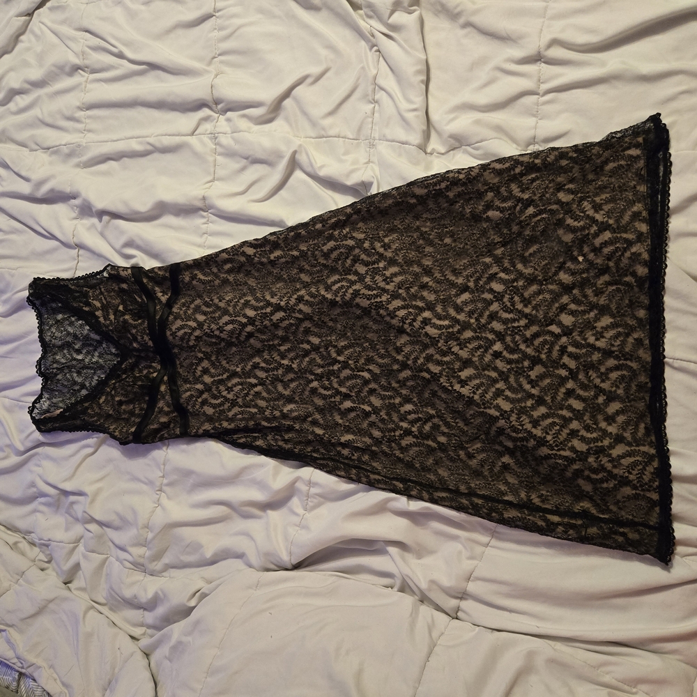 Elegant Black Lace Dress